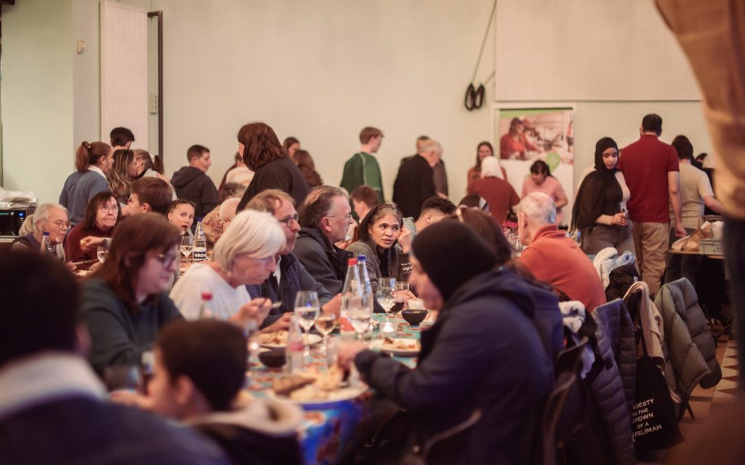Samen eten, samen delen: kom naar de open iftars van FMDO!